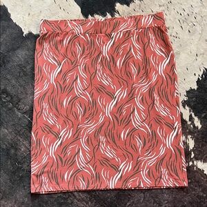 Liz Claiborne pencil skirt featuring a dusty cedar-colored animal print XXL